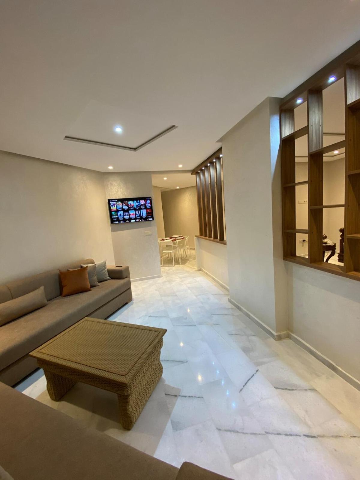 Apprt Apartment